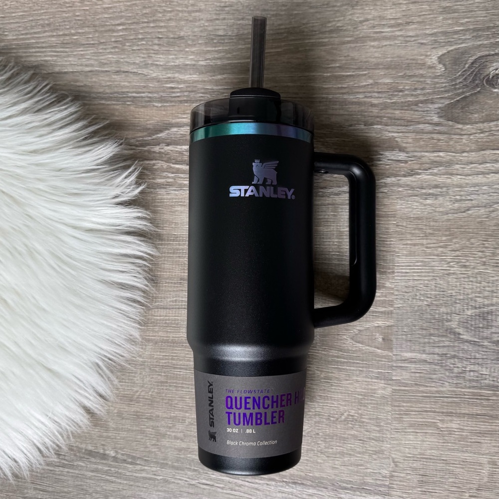 🖤💜STANLEY Black Chroma 30oz Quencher H2.0 FlowState™ Tumbler *Limited Edition*